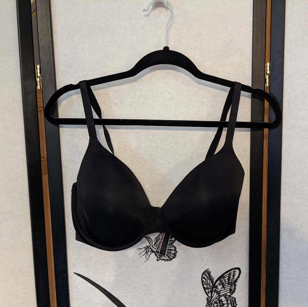 Victoria's Secret T-Shirt Bra